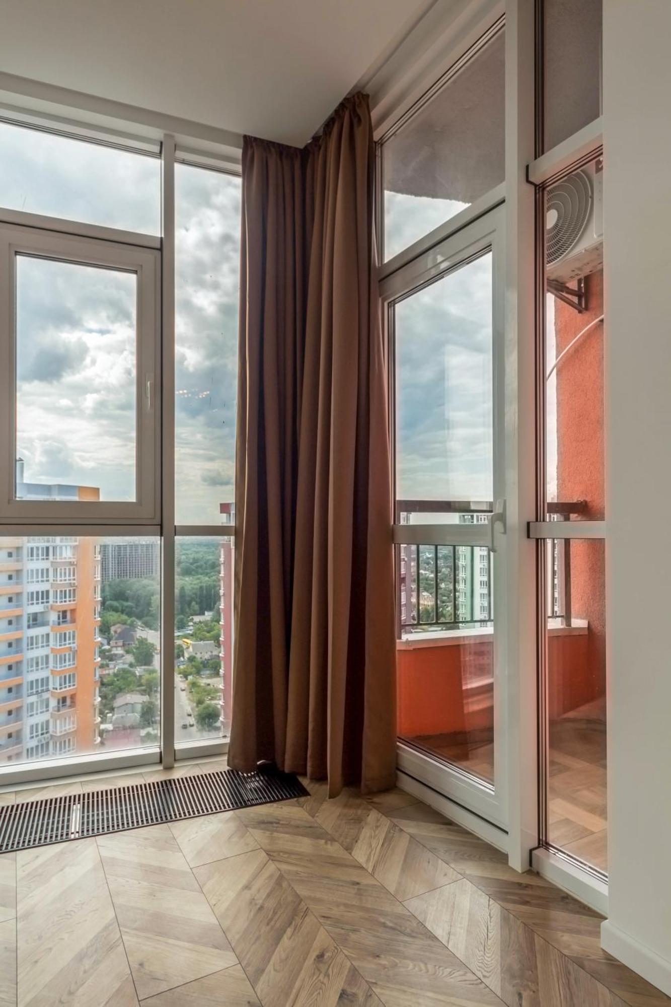 Апартаменти Design With Panoramic View *